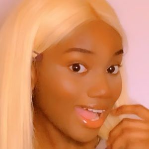 Meet your Posher, Devon